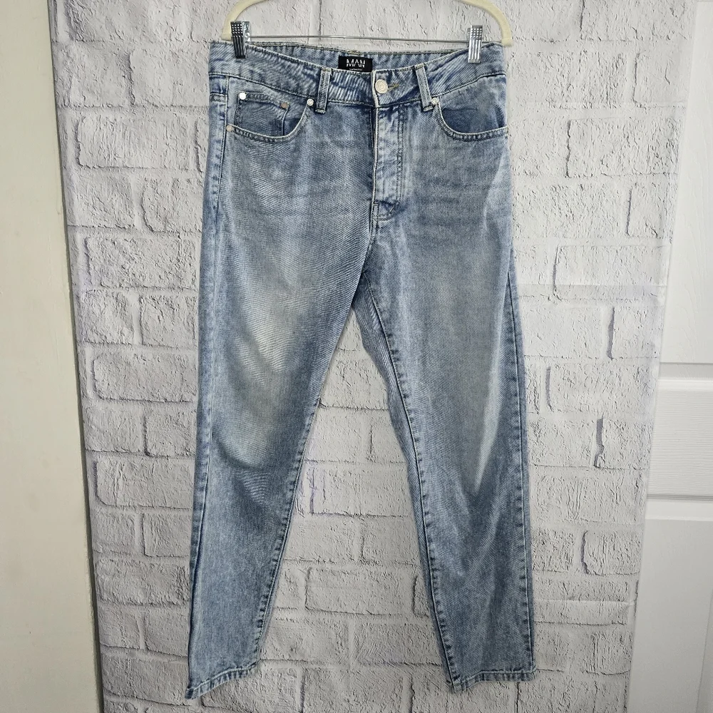 BoohooMAN Light Wash Straight Leg Button Fly Rigid Jeans 32 Long